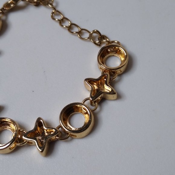 Metal X And O Bracelet Adjustable 5 To 6.5 Inches - Picture 10 of 15